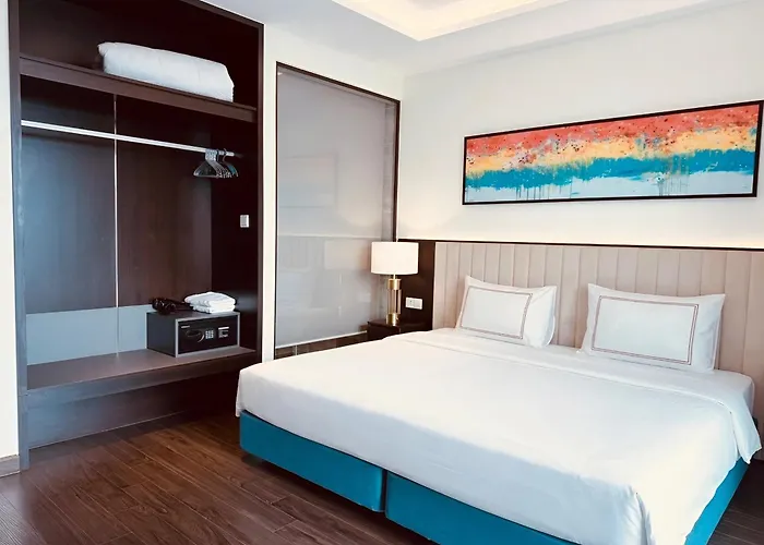 Luxury Ocean View - The Sapphire Ha Long, & 2br *