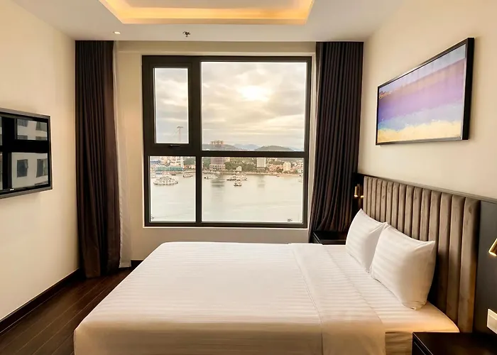 Căn hộ Luxury Ocean View - The Sapphire Ha Long, & 2br Hạ Long