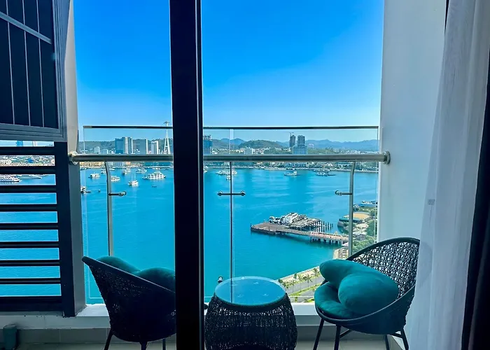 Luxury Ocean View - The Sapphire Ha Long, & 2br Căn hộ Hạ Long