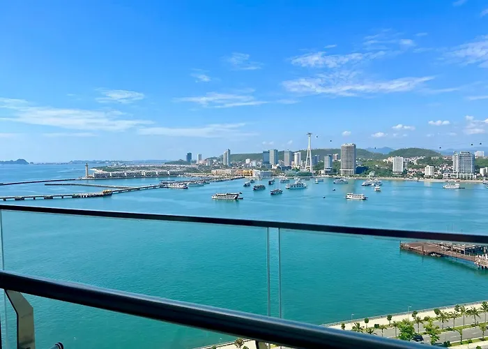Căn hộ Luxury Ocean View - The Sapphire Ha Long, & 2br *
