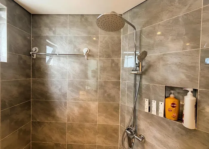 Luxury Ocean View - The Sapphire Ha Long, & 2br Apartment *