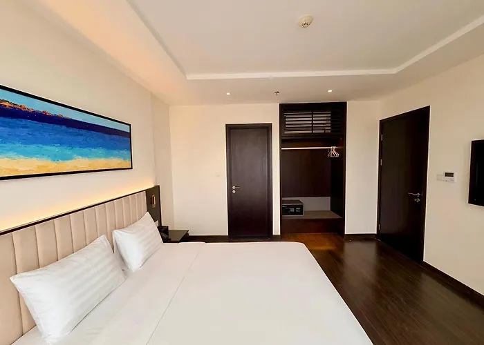 Luxury Ocean View - The Sapphire Ha Long, & 2br * Hạ Long