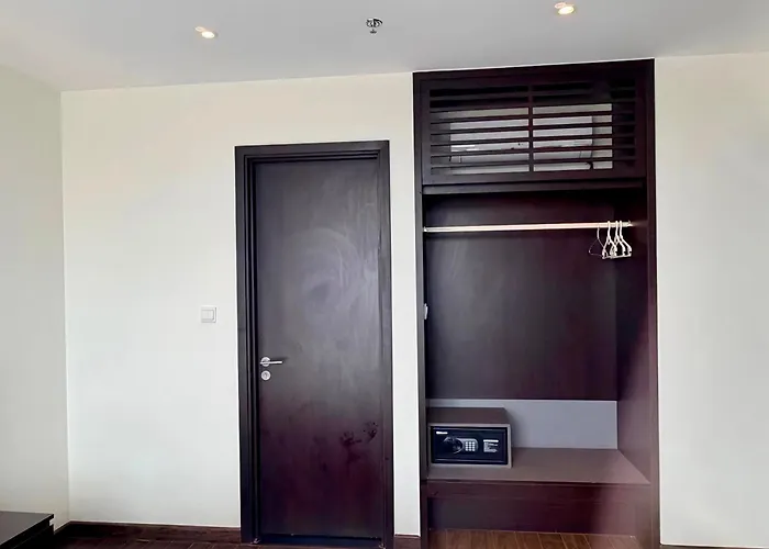 Luxury Ocean View - The Sapphire Ha Long, & 2br